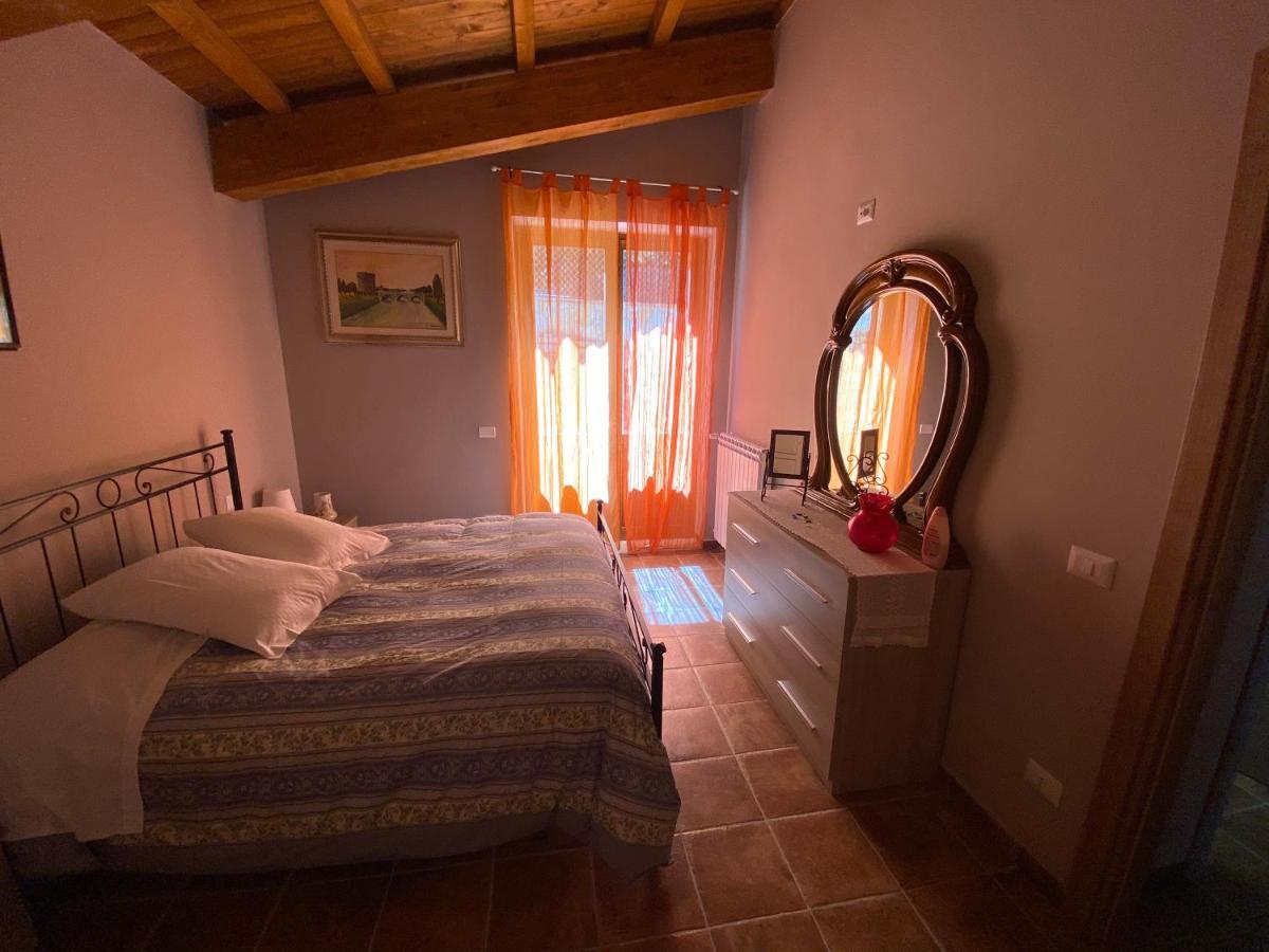 Colle Paciocco Aparthotel Tivoli Luaran gambar